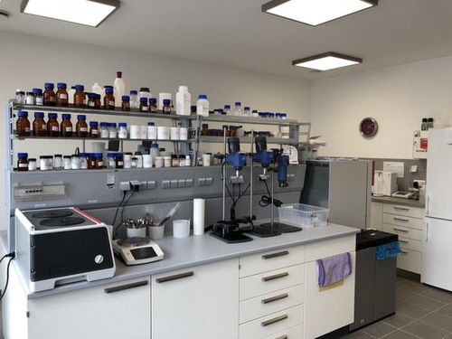 德赞臣抗衰老专家 引领专业线护肤新标杆，开启个性化美肤新时代